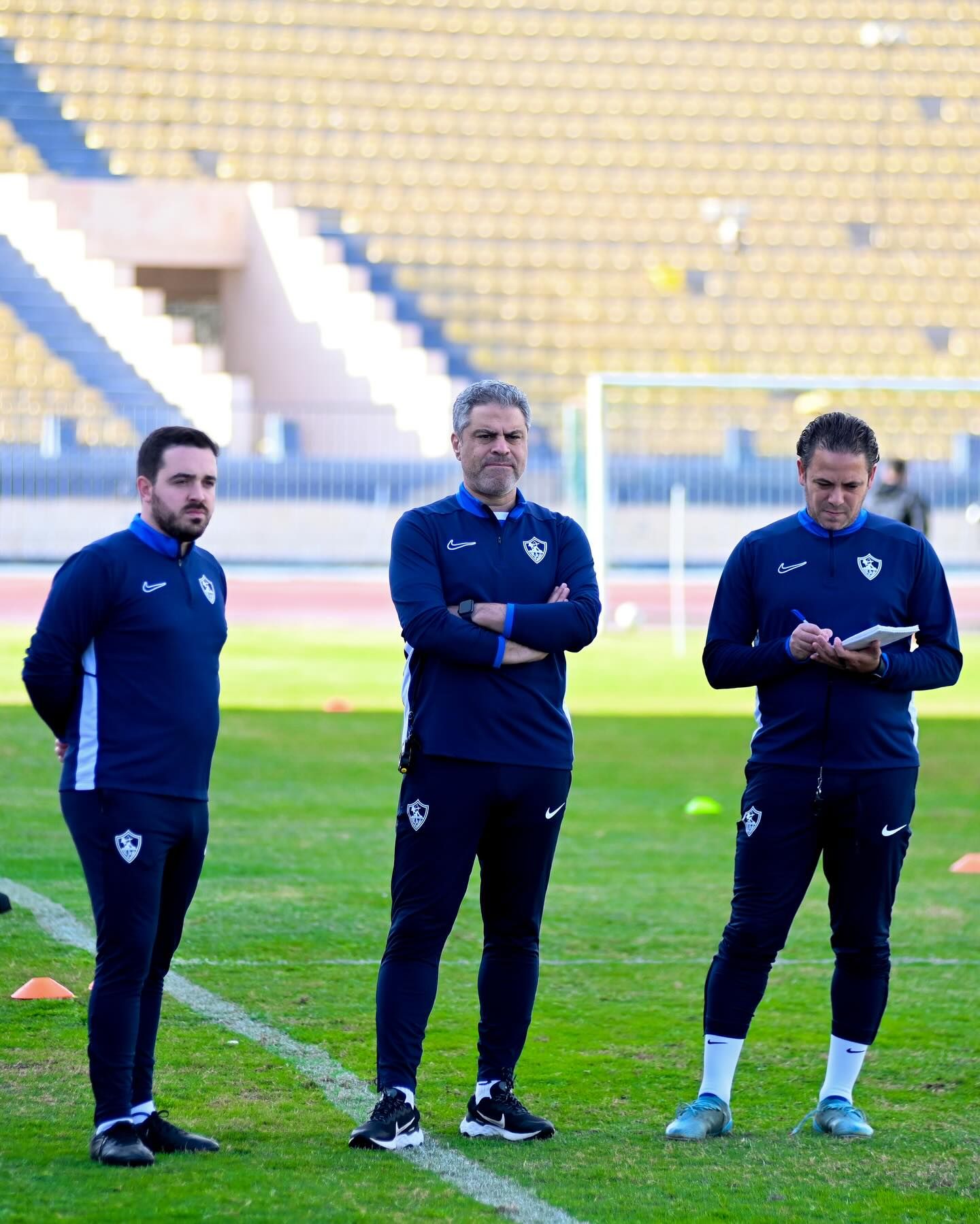 معتمد جمال يعقد جلسة خاصة مع لاعبي الزمالك قبل انطلاق مران اليوم