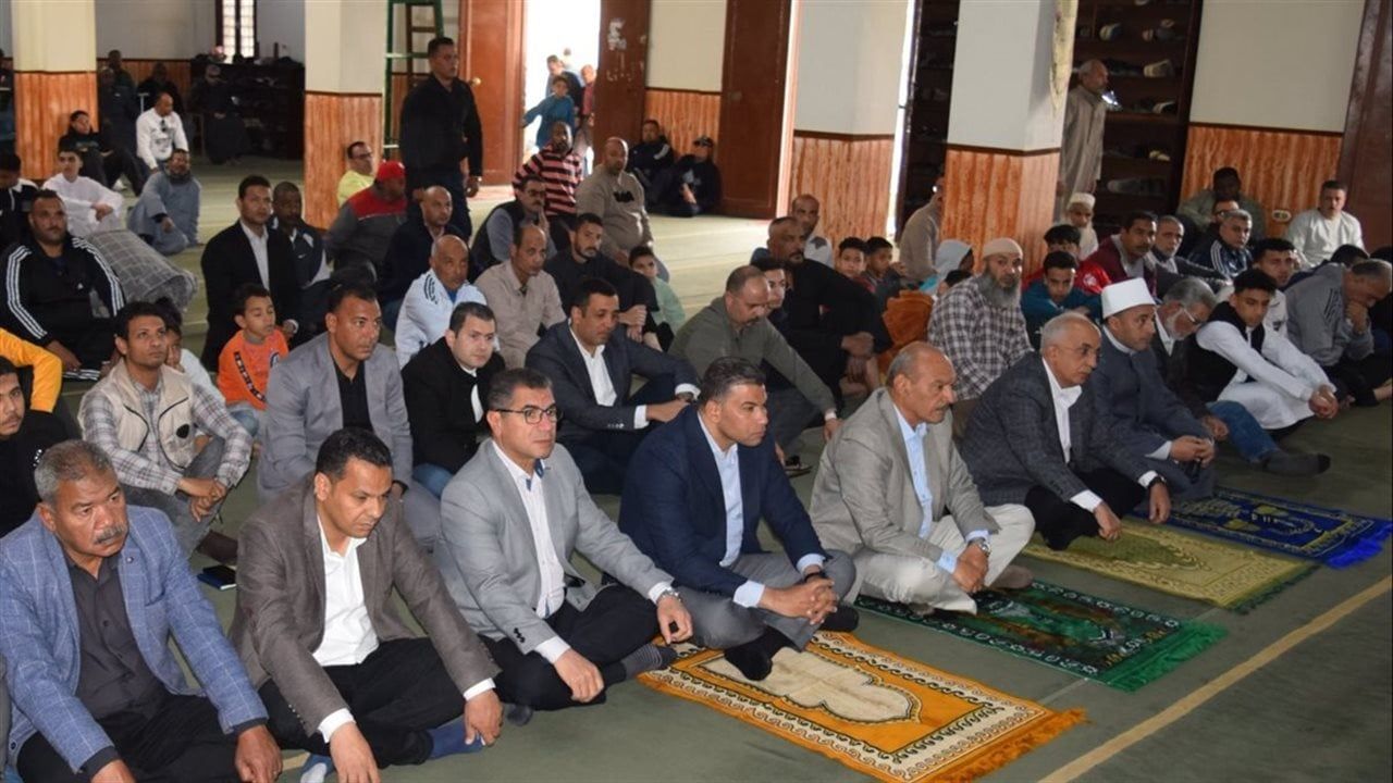 موعد صلاة الظهر اليوم الأحد 29 مارس 2026 في مدن محافظة الغربية
