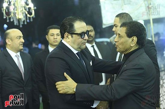 النائب علاء عابد يقدم واجب العزاء