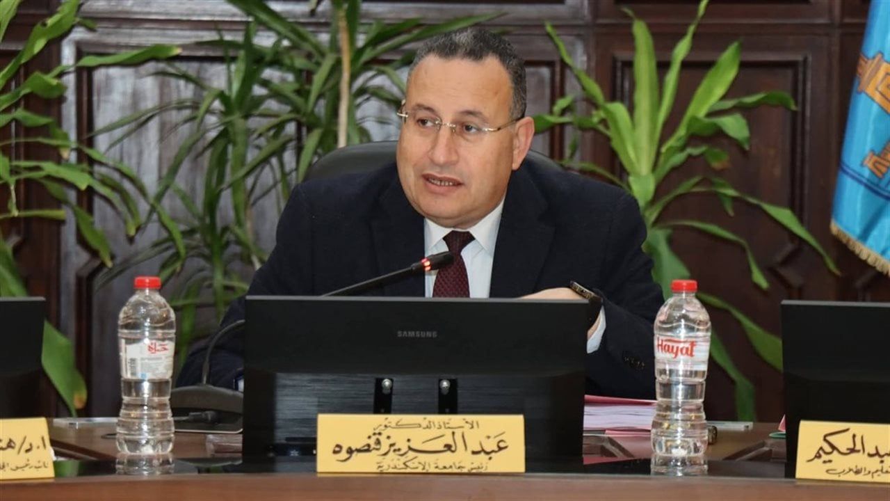 وزير التعليم العالي: صناعة الكادر البشري في المجال الطبي يستغرق نحو 25 عاما