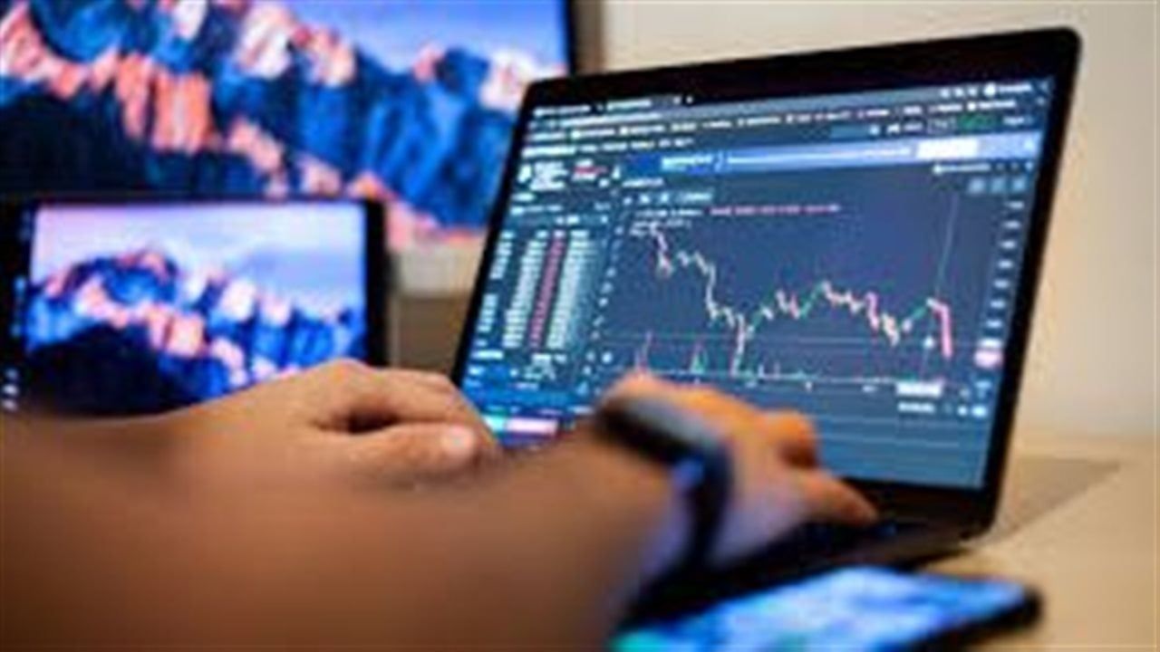 ما عقوبة اختراق الحسابات الإلكترونية في القانون المصري؟