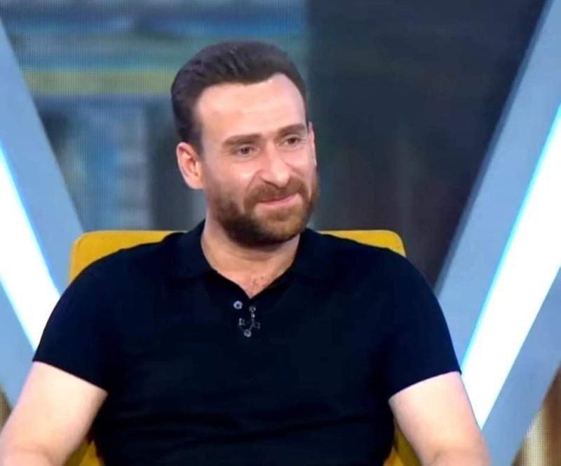 نضال الشافعي: الزعيم عادل إمام بمثابة الأب ليا