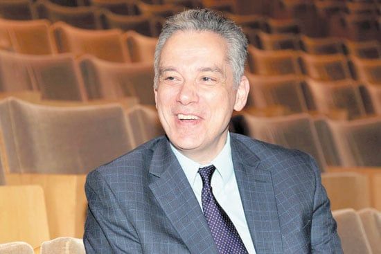 لي ماكنتاير