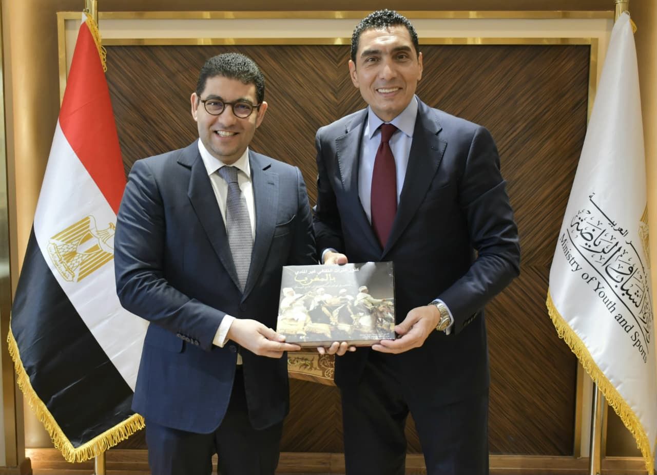 جوهر نبيل ووزير الرياضة المغربى