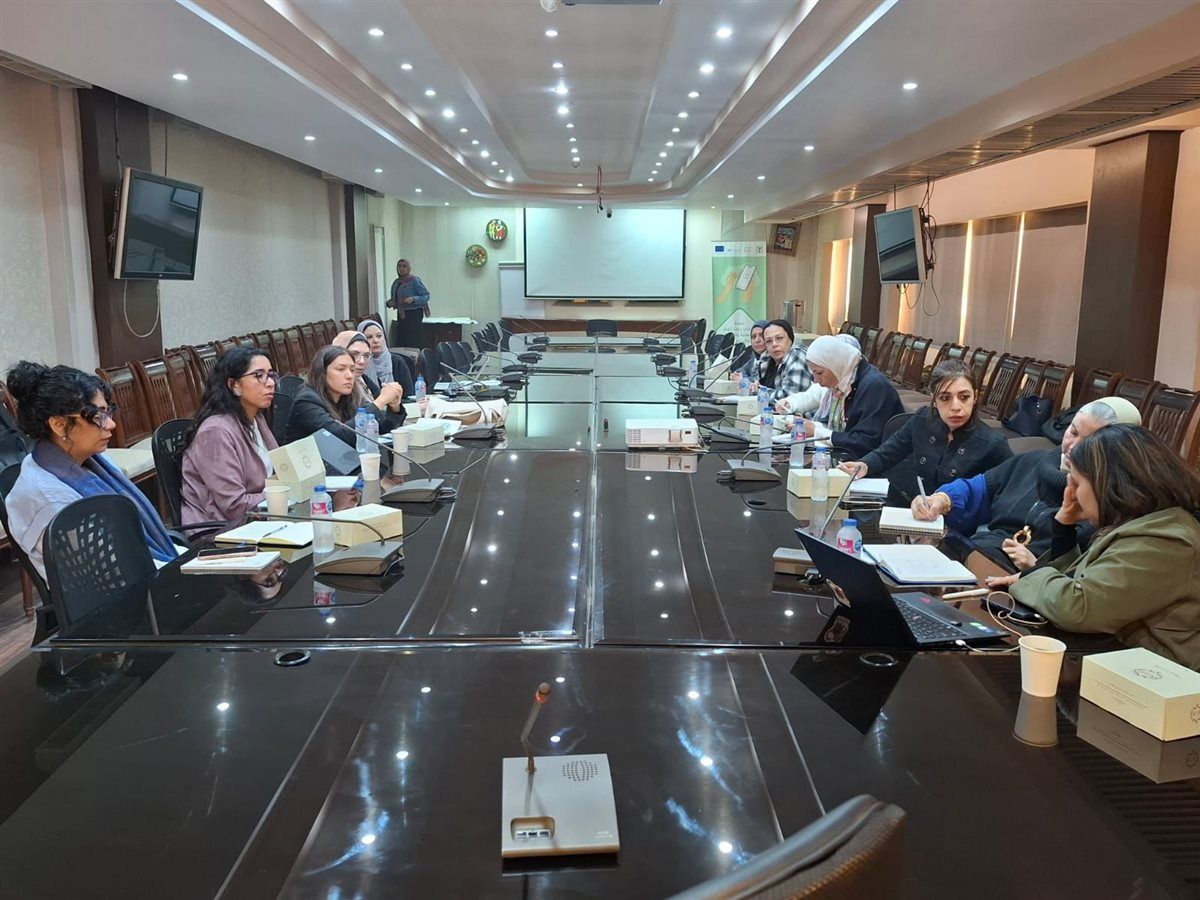 اللجنة الوطنية لختان الإناث