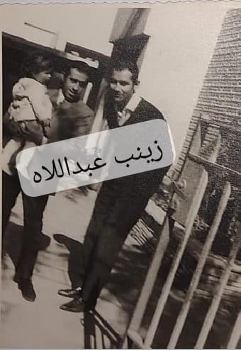 الضيف احمد مع ابنته