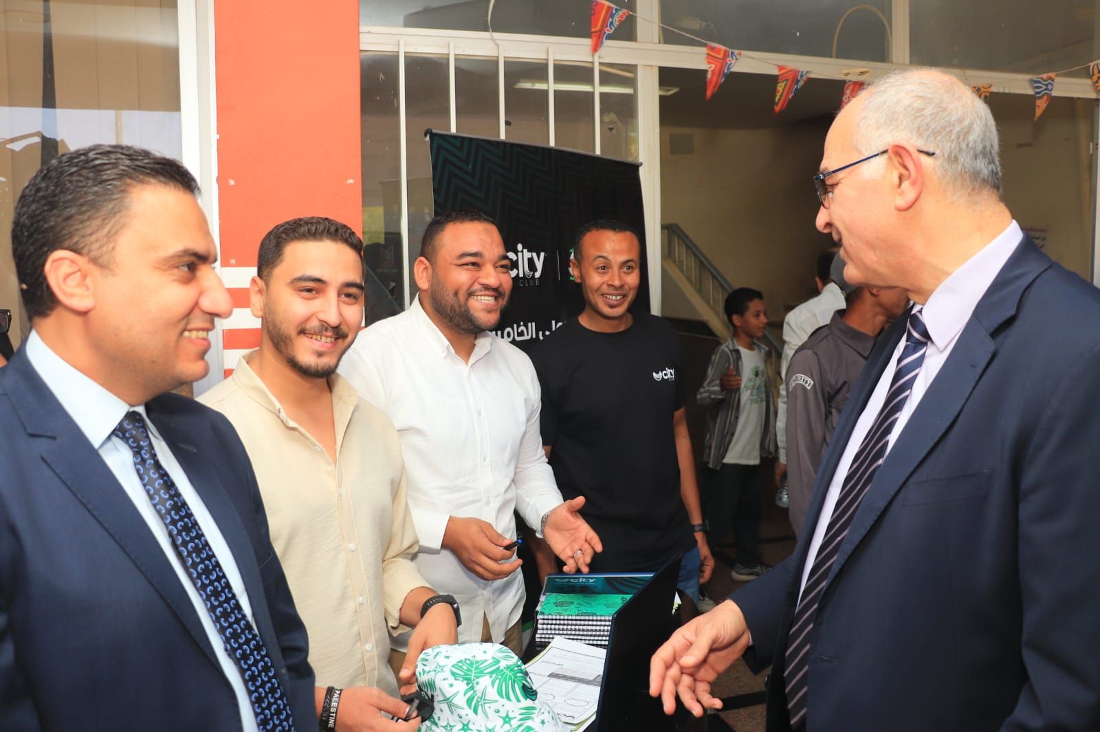 الكابتن ياسر الرملي أثناء المنتدي