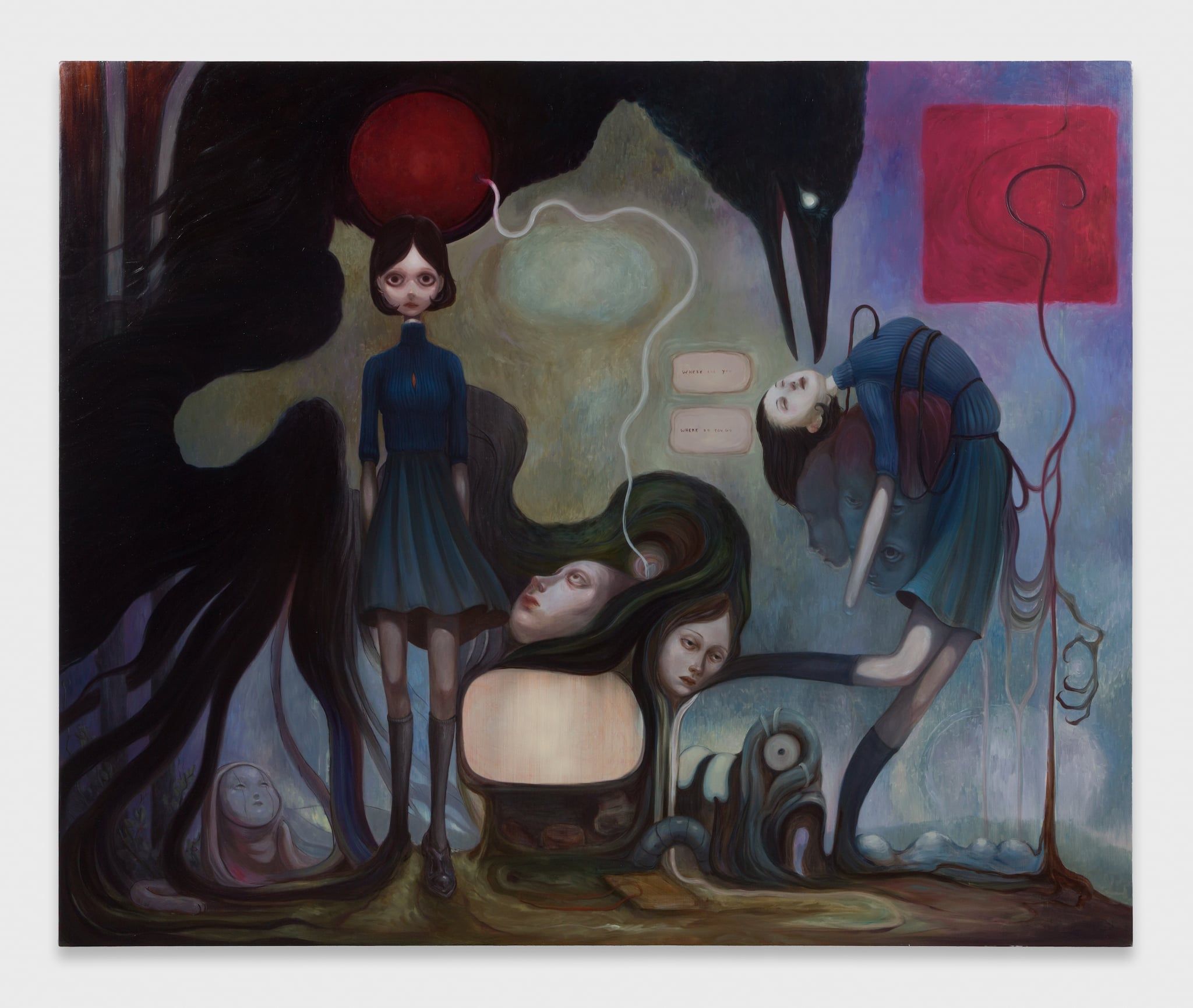 لا هو موطني، ولا بعيد عنه