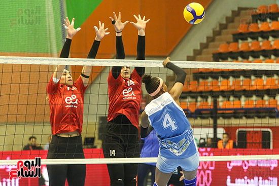 الأهلى يهزم الكحول الإثيوبى (1) الأهلى يهزم الكحول الإثيوبى (1)