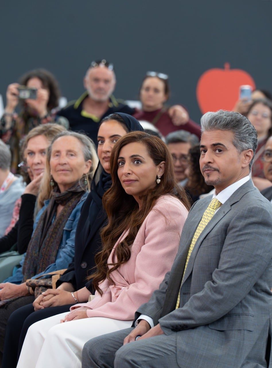 الشيخة بدور بنت سلطان القاسمي على هامش معرض بولونيا لكتاب الطفل الشيخة بدور بنت سلطان القاسمي على هامش معرض بولونيا لكتاب الطفل