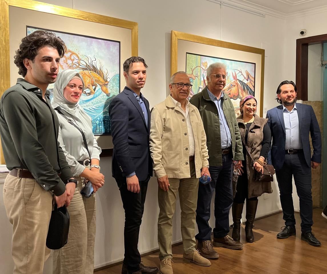 الفنان الدكتور محمود حامد بمعرض أرث لا ينتهي