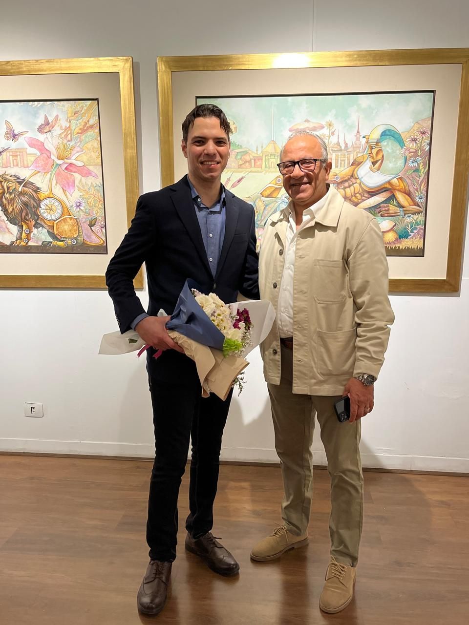 الفنان كريم رأفت ورئيس قطاع الفنون التشكيلية الدكتور محمود حامد