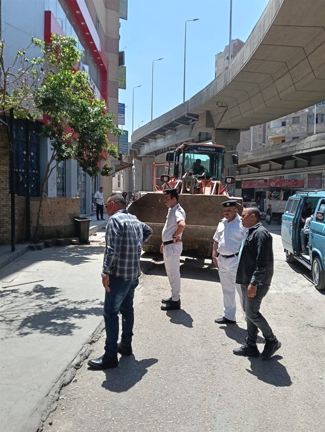 محافظة الجيزة: إزالة التعديات والإشغالات بشارع خاتم المرسلين ورفع المخلفات