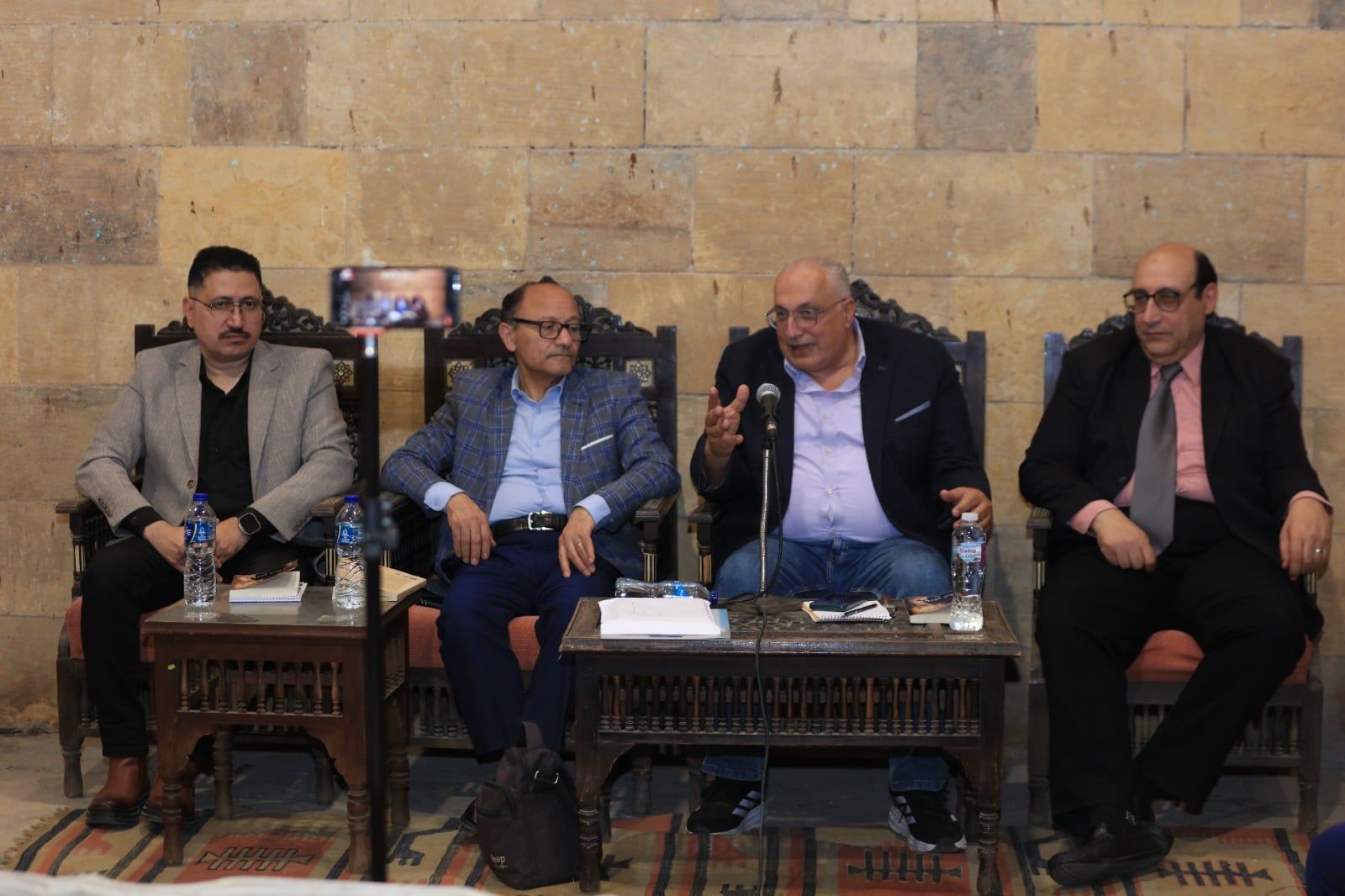 جانب من المنصة