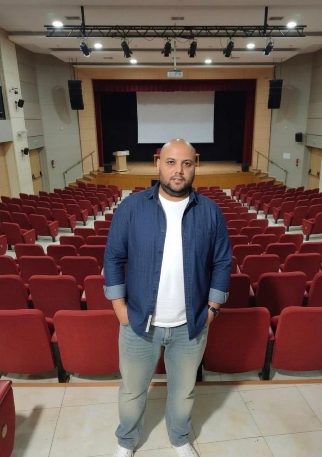 الباحث خالد محمود