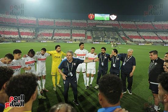 معتمد جمال قبل لقاء أتحاد العاصمة معتمد جمال قبل لقاء أتحاد العاصمة
