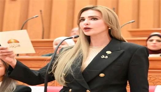 النائبة مروة بوريص تطالب بآلية لصيانة وتأمين المباني الآيلة للسقوط في الإسكندرية - الوطن