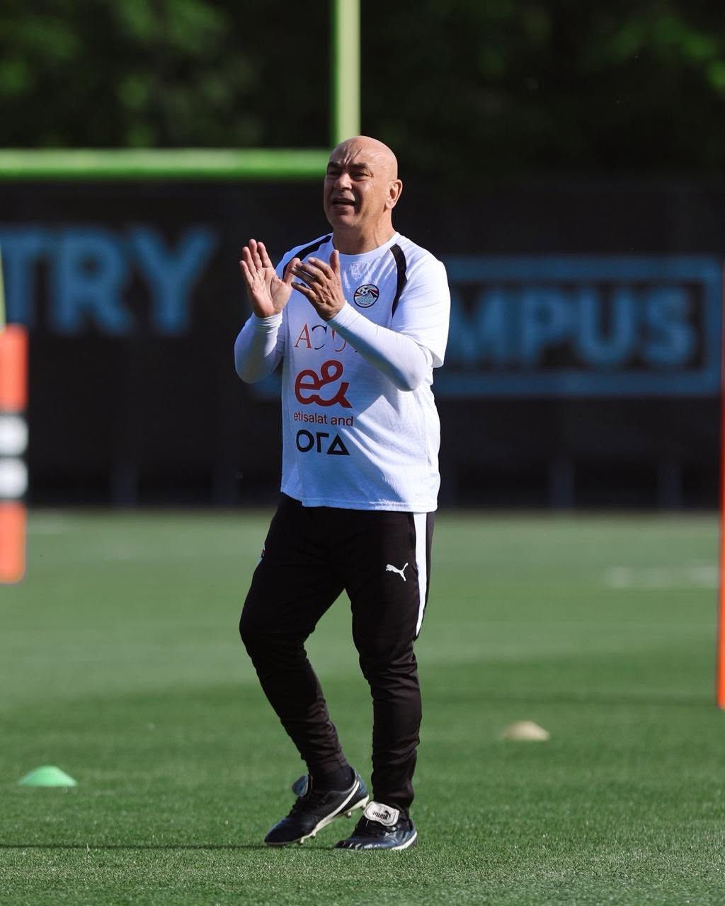 حسام حسن مدرب منتخب مصر