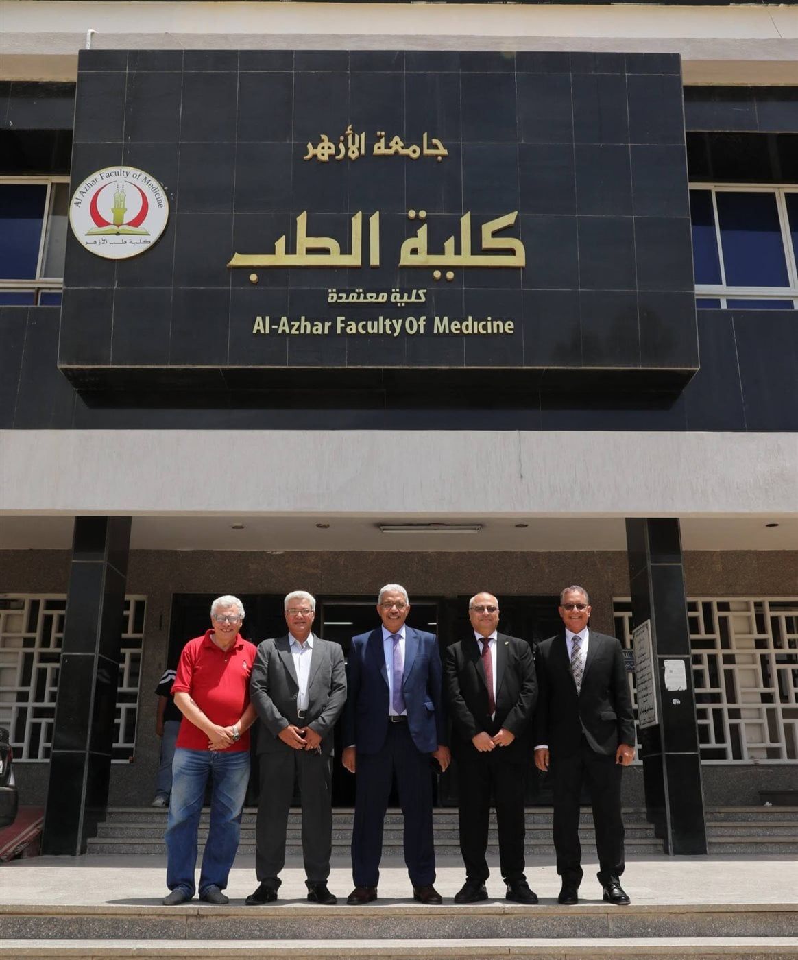 جانب من نائب رئيس الجامعة للامتحانات