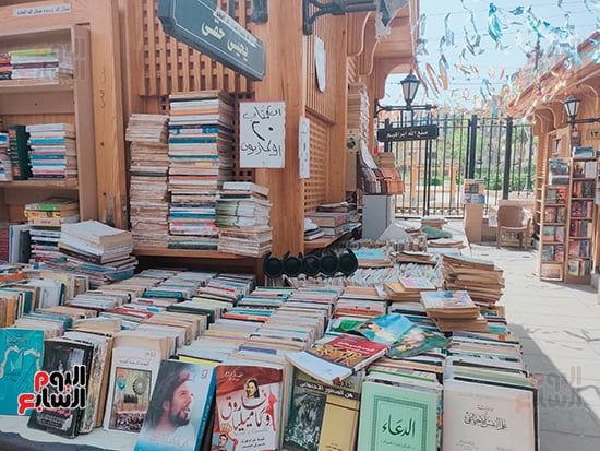 مؤلفات يحيى حقي بمكتبات سور الأزبكية