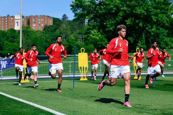 إمام عاشور وحسام عبد المجيد ولقطاطت من تدريبات المنتخب