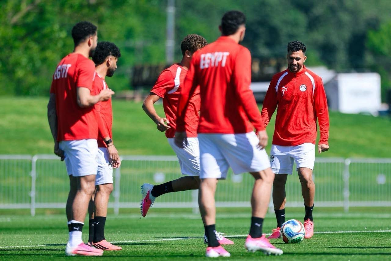 منتخب مصر يختتم تدريباته لمواجهة بلجيكا (11)