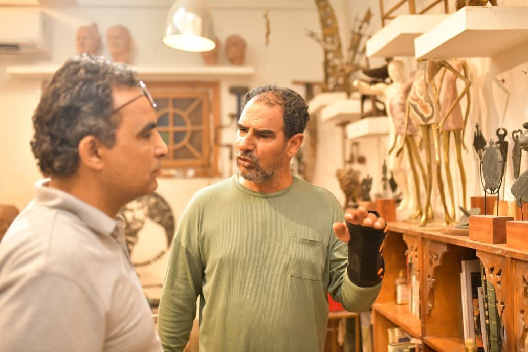 ناثان يؤكد أن جملته للفن لا يمكن تجسيدها إلا عبر الأحجار 
