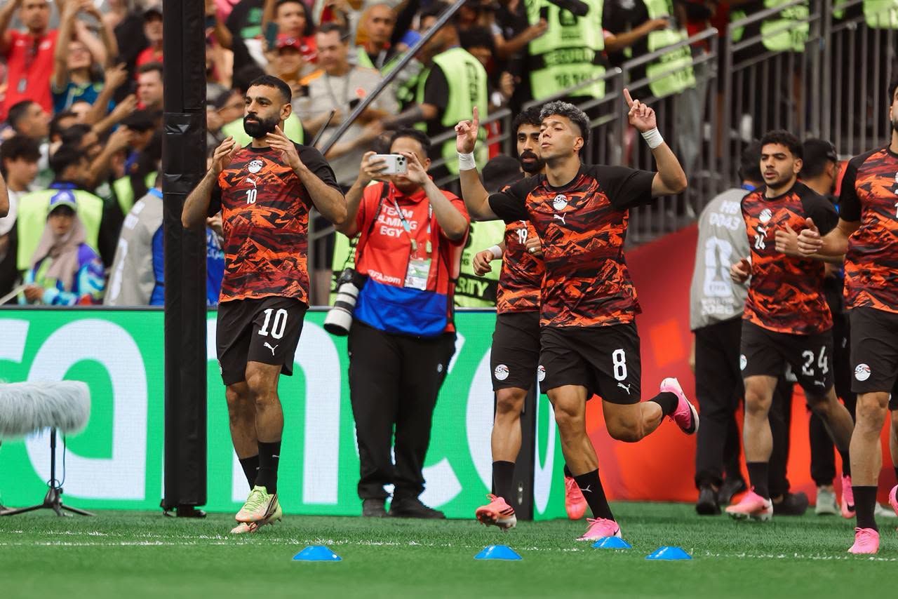 احماء لاعبى المنتخب