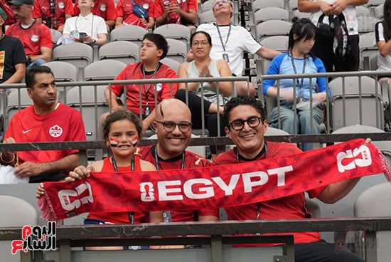 الجماهير المصرية من ملعب المباراة
