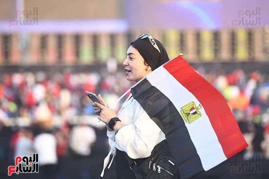 احتفالات بعلم مصر
