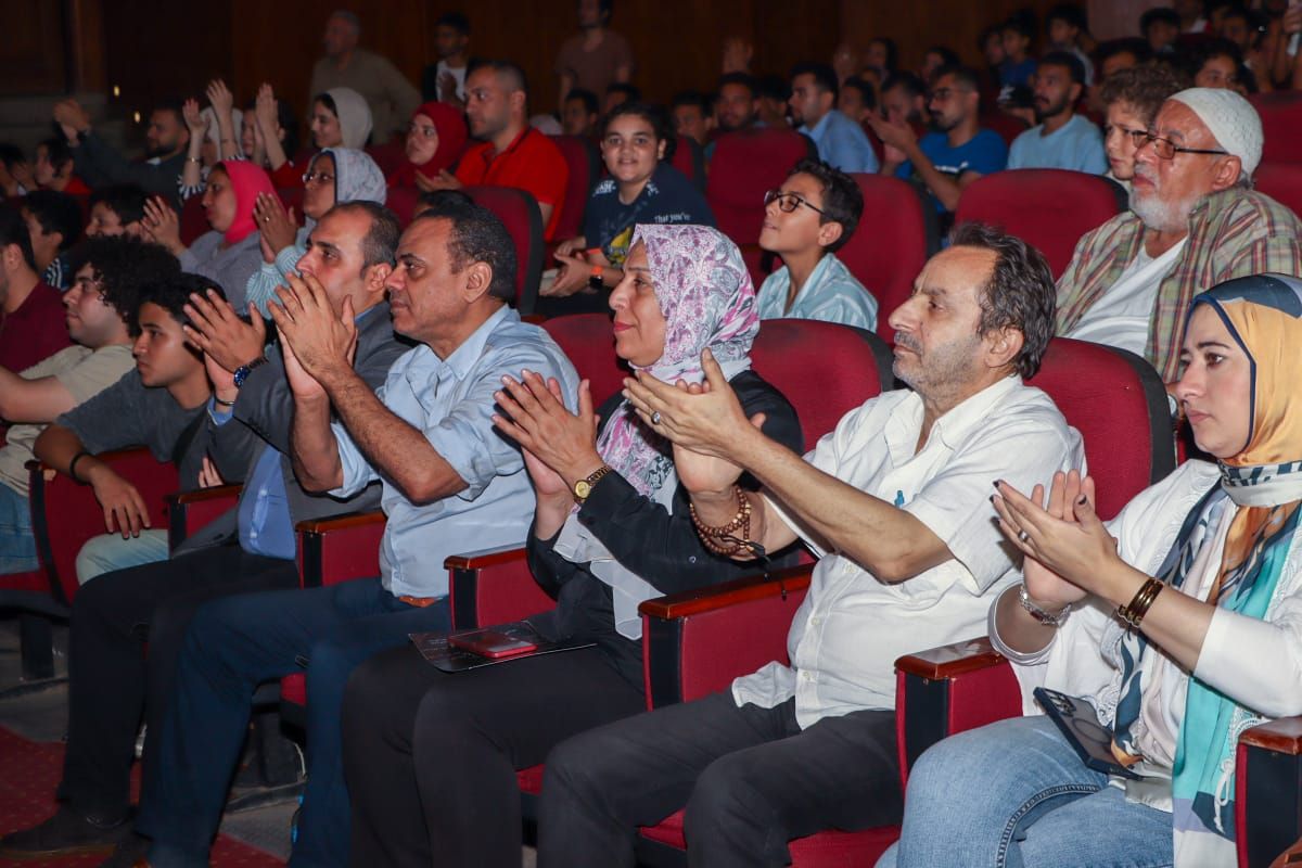 صورة من العرض