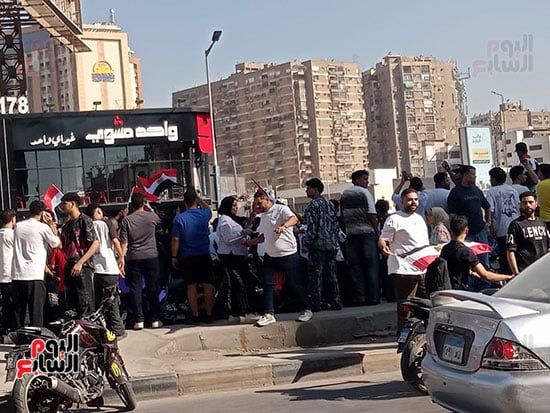 احتفالات فى شارع جامعة الدول