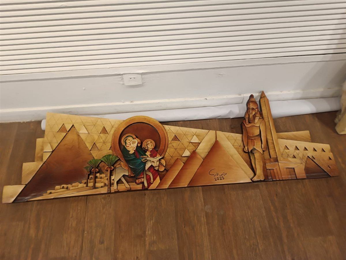 معرض «30 يونيو - رؤى تشكيلية»