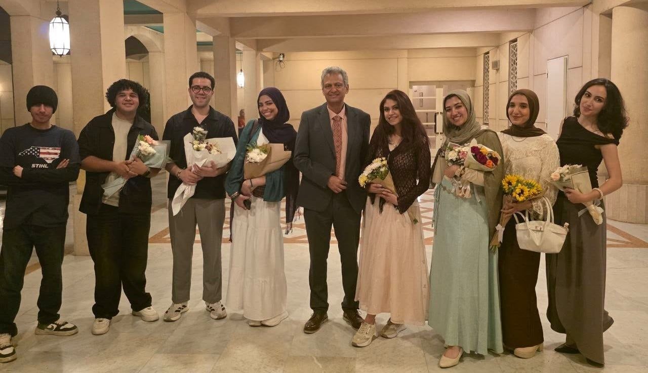 جانب من الحضور بالمعرض الفنى إنسان ومكان بدار الأوبرا (1)