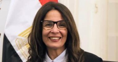 وزيرة الثقافة تستعد لإعلان تشكيل إداة هيئة الكتاب