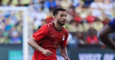 5 تساؤلات مهمة تكشف موقف الأهلي من ضم محمد عبد المنعم فى ميركاتو الصيف