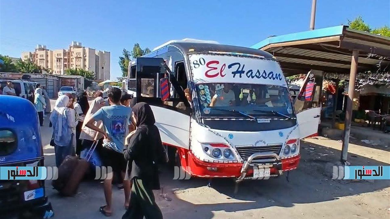 لمواجهة الازدحام.. الدفع بـ122 وسيلة نقل الركاب إضافية في بلطيم بكفر الشيخ