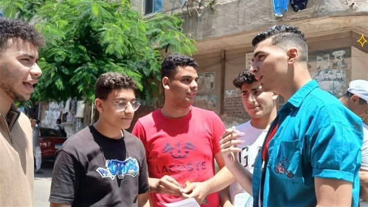 إكسترا نيوز: حالة من القلق تسيطر على الطلاب قبل امتحان اللغة الأجنبية الأولى