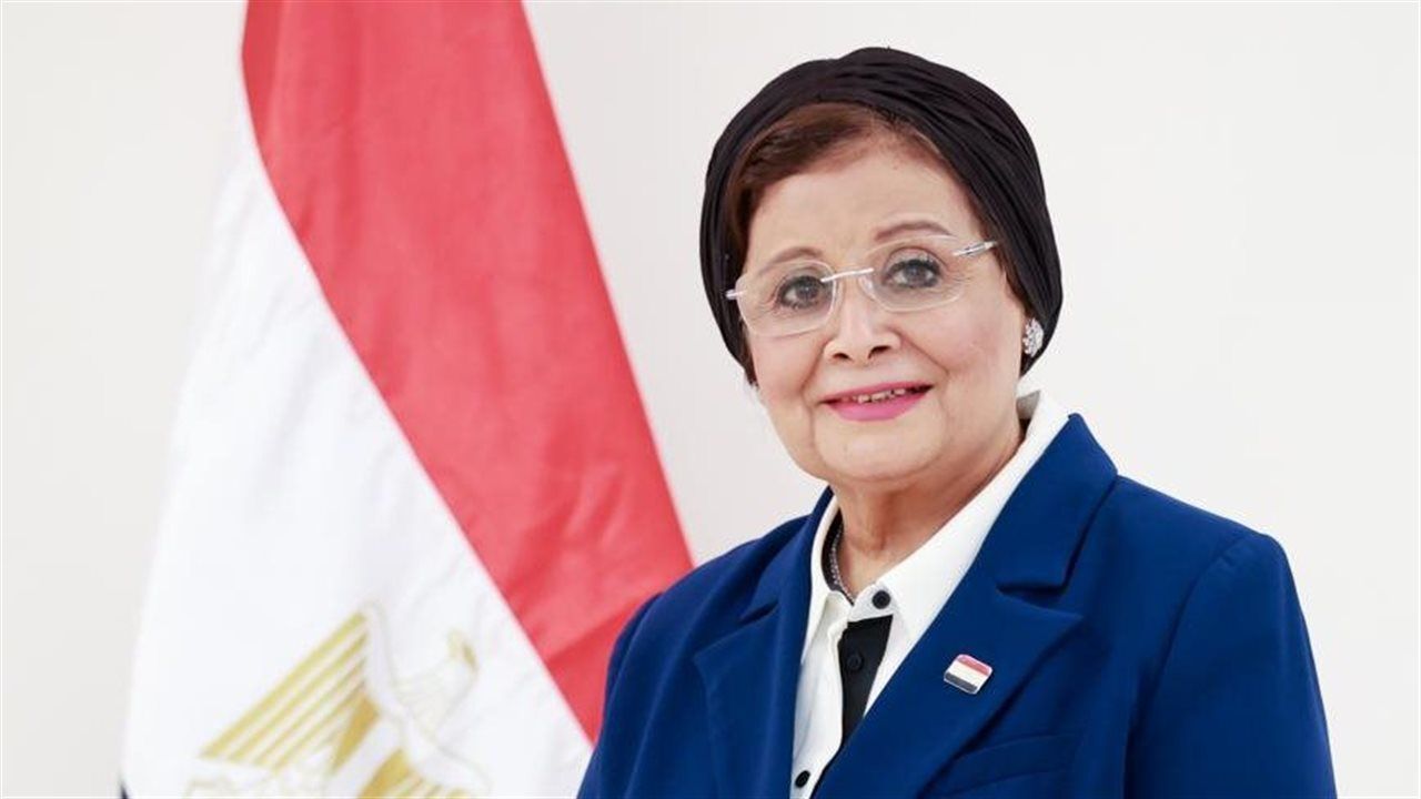 لقاءات موسعة وقرارات حاسمة.. تفاصيل جولة نائب وزير الصحة بقطاع مطروح الطبي
