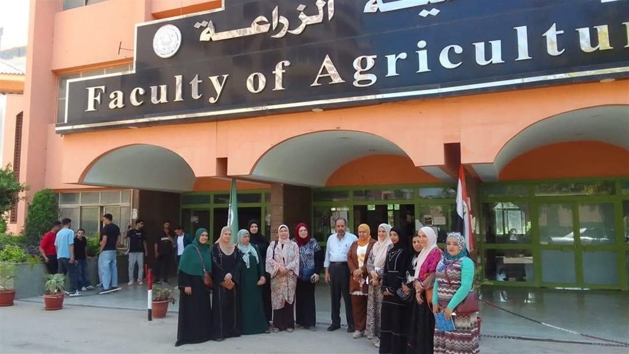 «جامعة المنوفية» تستقبل سيدات قرية «ميت عافية» للتدريب على تصنيع منتجات الألبان