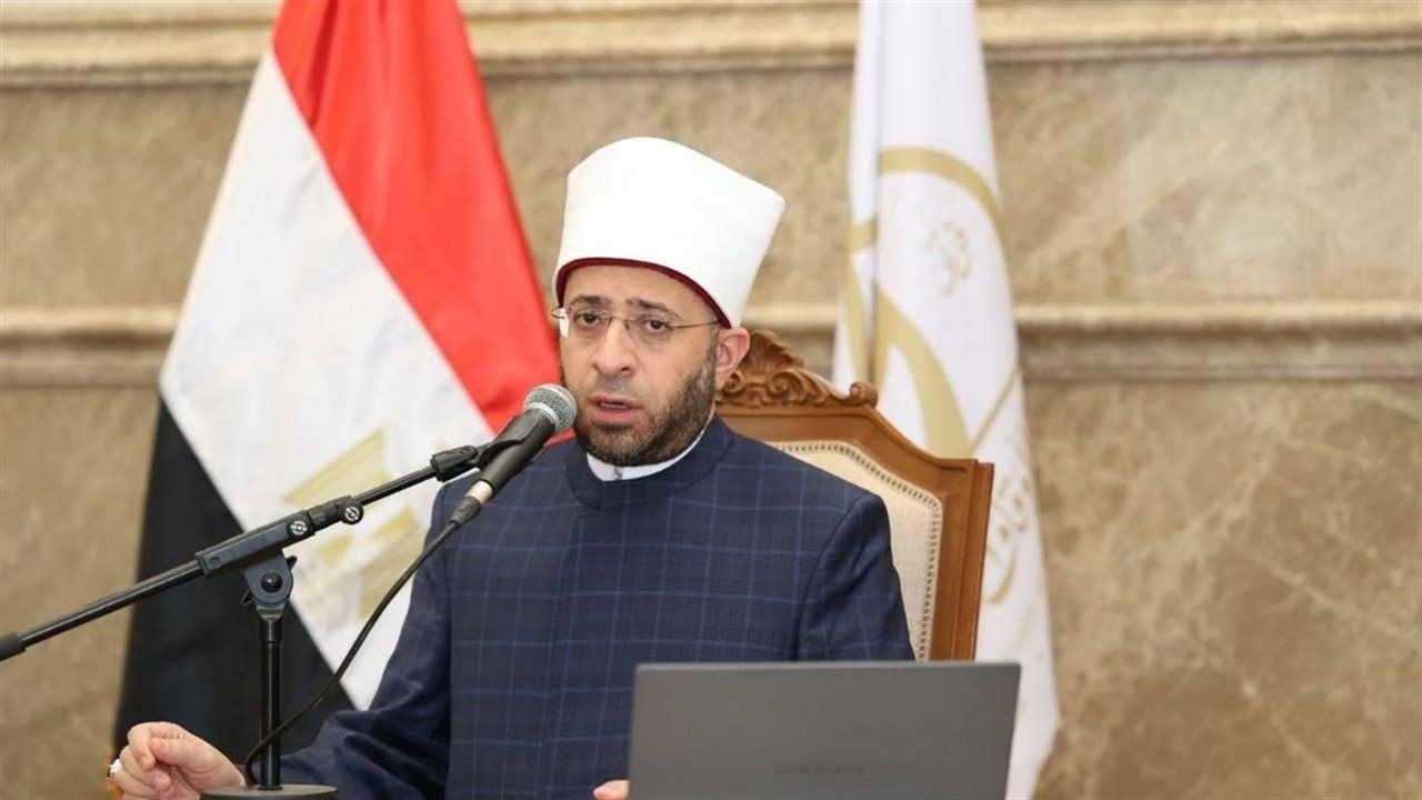 وزير الأوقاف يطلق برنامج تعليم اللغة العربية للأجانب من مسجد عمرو بن العاص لتعزيز نشر العربية عالميًا