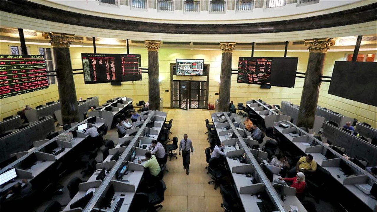 البورصة المصرية تنتهي من المراجعة الدورية نصف السنوية لمؤشرات السوق