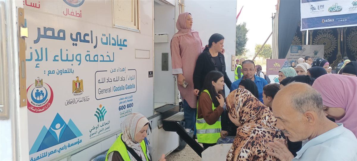 التحالف الوطني يواصل «إيد واحدة».. 18 جمعية ومؤسسة في قافلة بني سويف