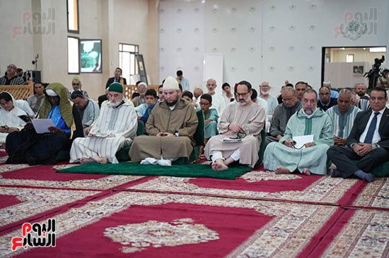 مجالس الأنوار بمداغ تجمع علماء ومشايخ من 13 دولة (5)