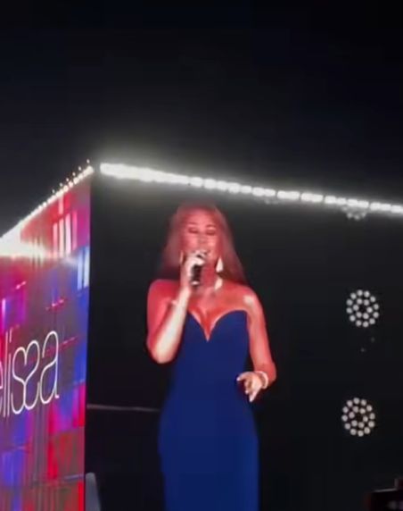 حفل إليسا