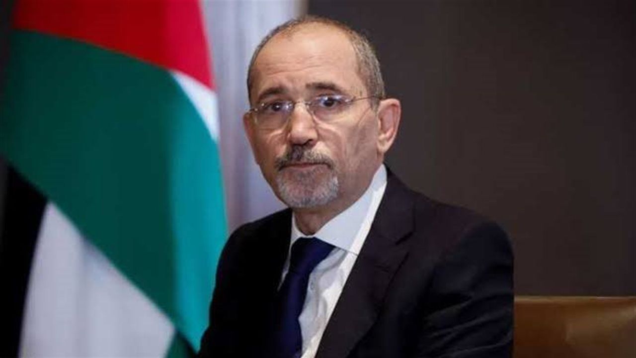 وزير الخارجية الأردني يلتقي نظيره الصيني