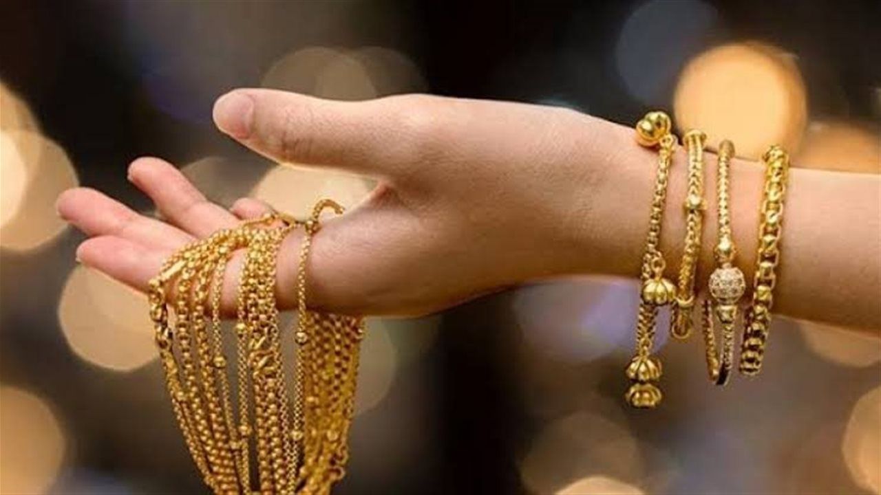 الشبكة بعد فسخ الخطوبة.. هل تعود للخاطب أم تحتفظ بها المخطوبة؟