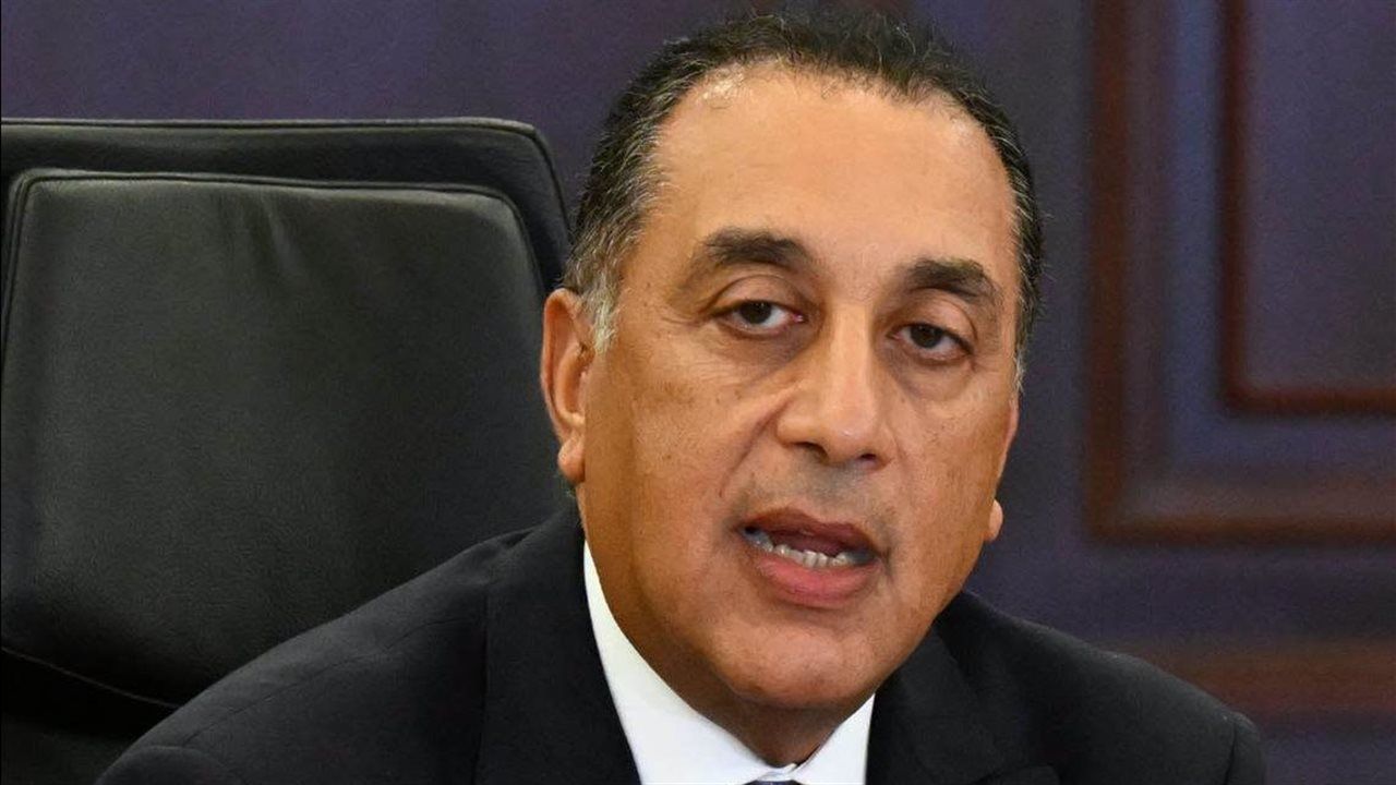 مدبولي: العمل على تنفيذ التكليفات الرئاسية وتوضيح الحقائق أمام المواطنين
