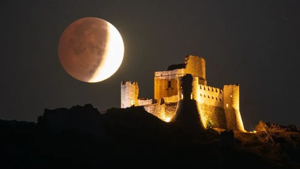 خسوف القمر 7 خسوف القمر 7