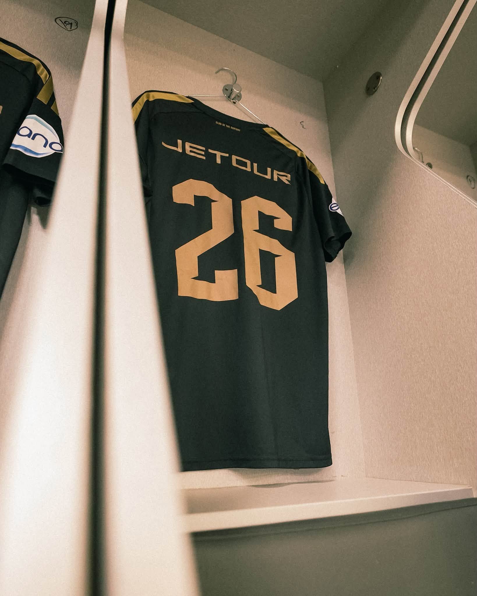 غرفة ملابس الاهلي (15)